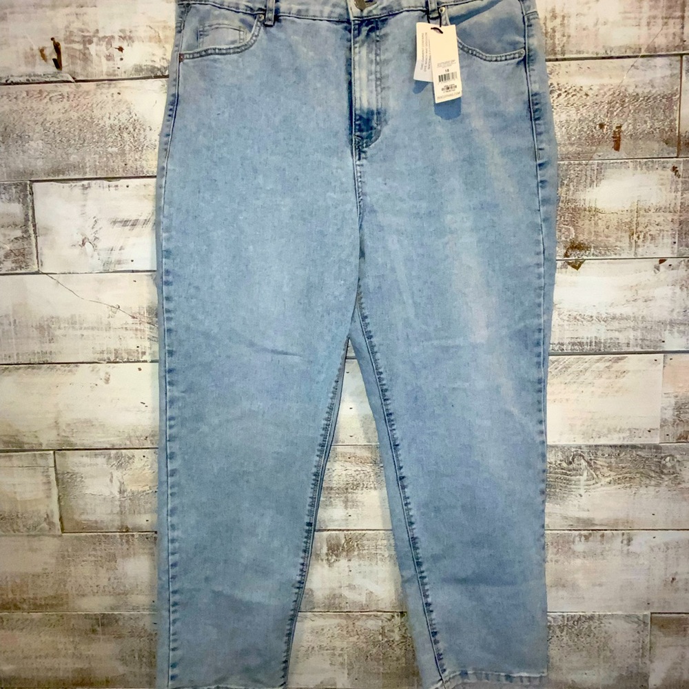BRAND NWT DEX “ZOE” JEANS PLUS SZ 18